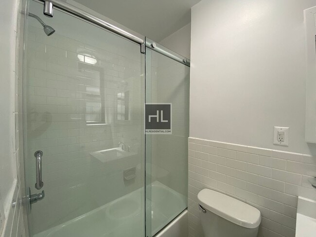 Photo - EAST 46 STREET Unit 7H