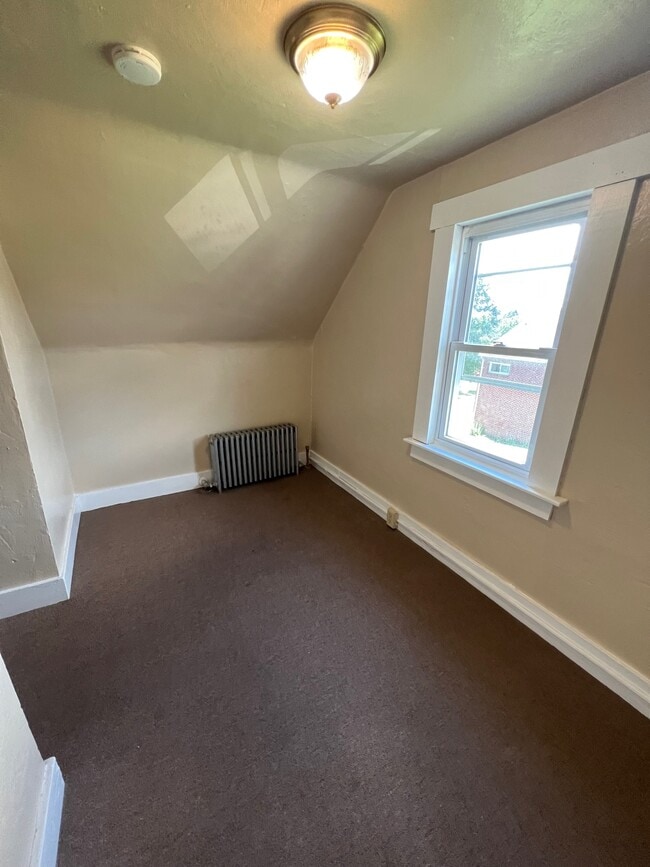 Photo - 143 Washington St Apartments Unit B