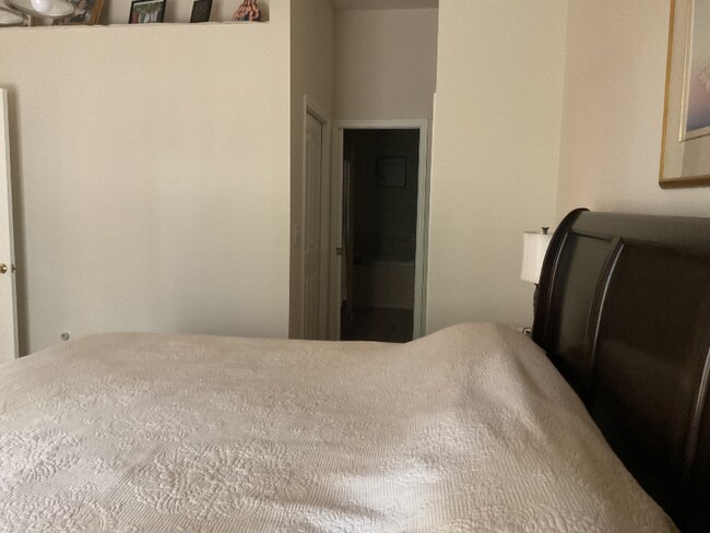 Photo - 2717 Tottenham Dr