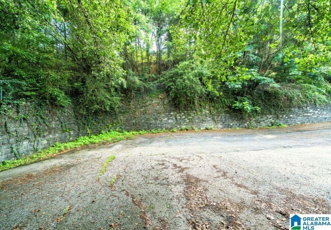 725 Carson Rd
