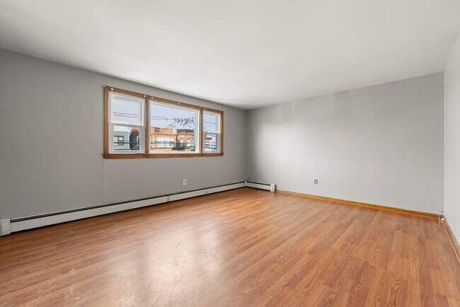 Photo - 336 Princeton Ave