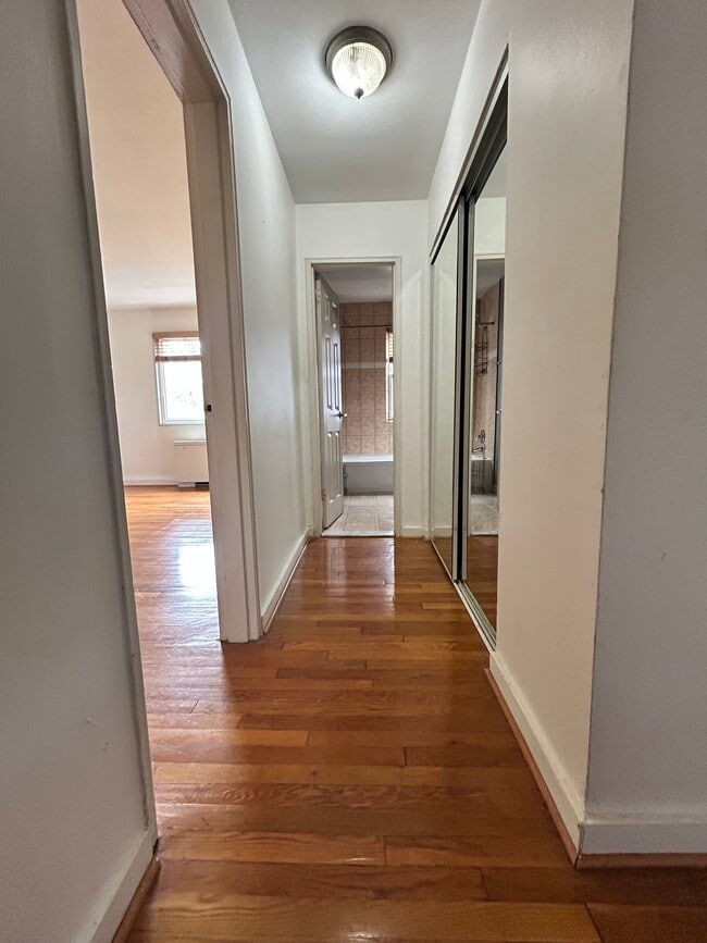 Photo - 116 Lee Ave Unit 412