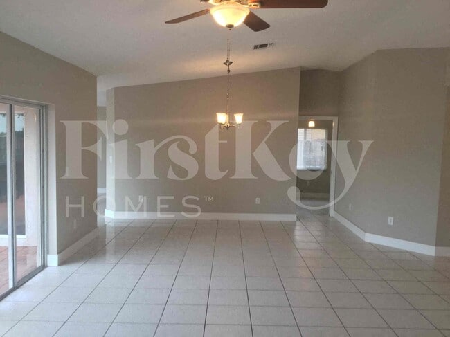 Photo - 12749 SW 207th Terrace