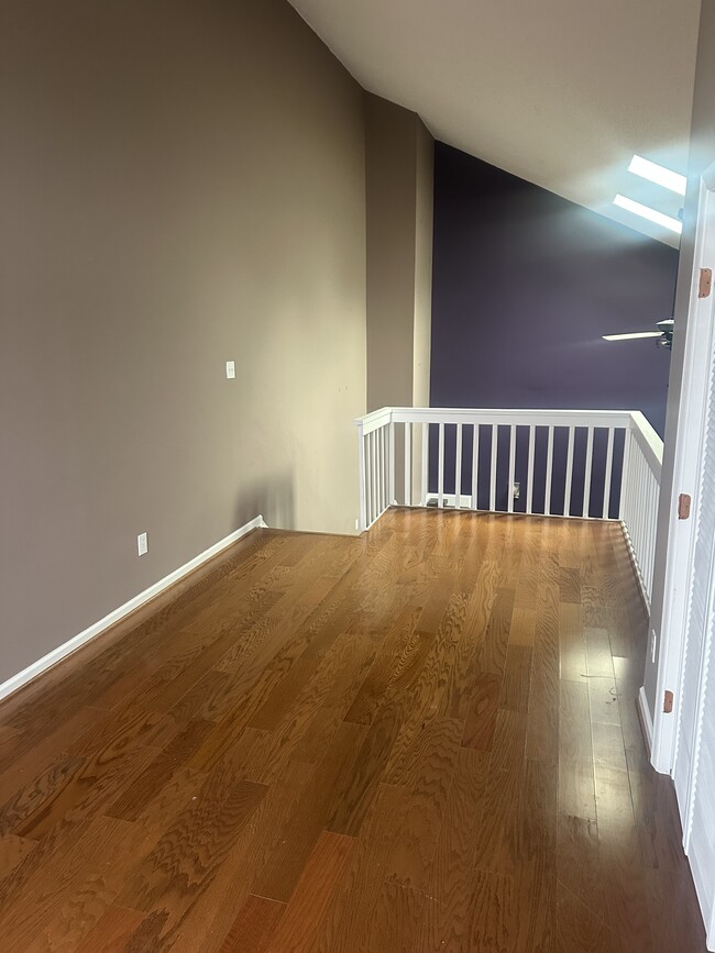 Photo - 5080 Heathglen Cir