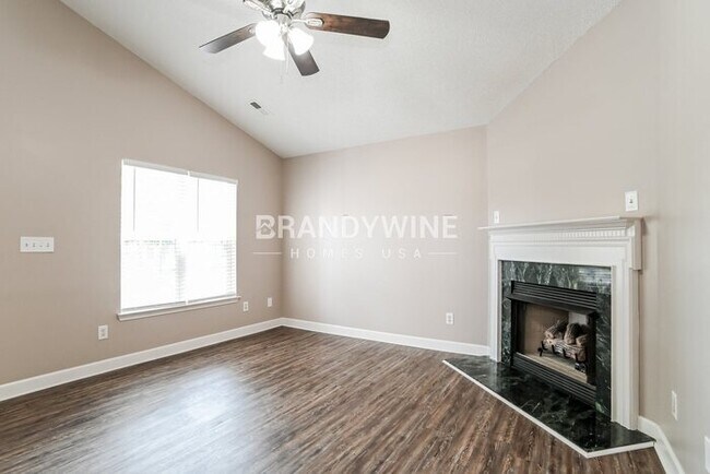 Photo - 7917 Shiny Meadow Ln