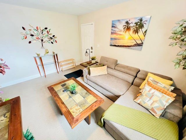 Photo - 441 NW 7th Terrace