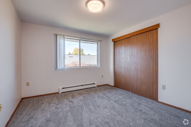3BR, 1BA - 1,200SF - Bedroom