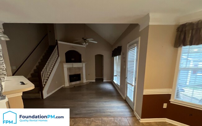 Photo - 4087 Sidlehill Dr