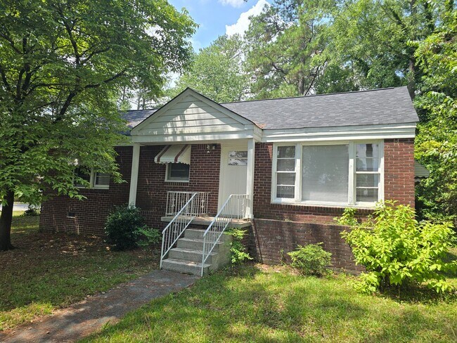 Decker Boulevard-International Corridor - Decker Boulevard-International Corridor House