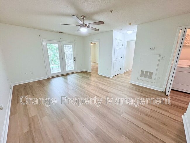 Photo - 201 Harts Cove Way