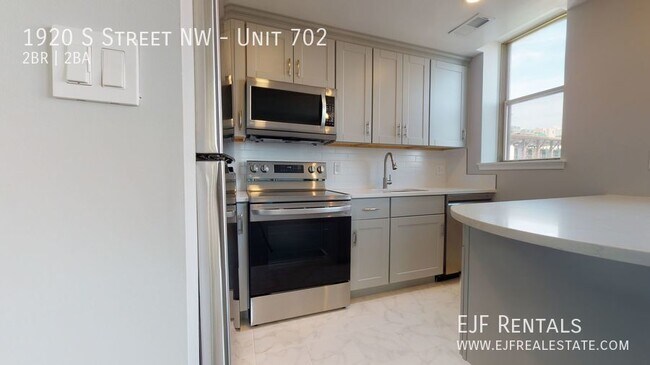 Photo - 1920 S St NW Unidad 702