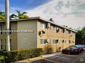 Building Photo - 6340 SW 79th St Unit 19 Rental