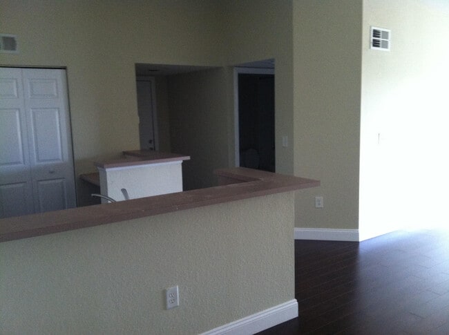 Photo - 171 SW Palm Dr