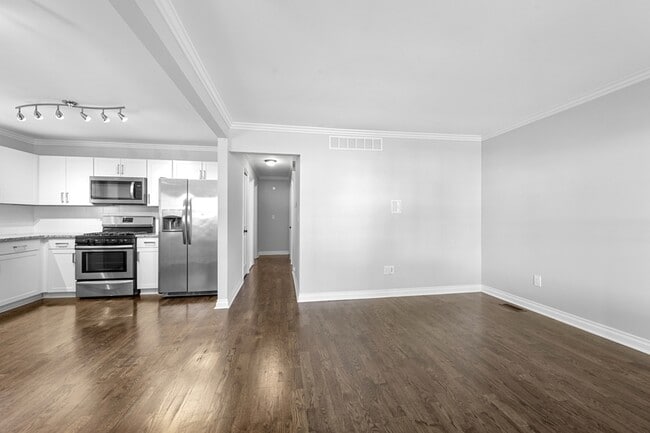 Photo - 1530 E Madge Ave