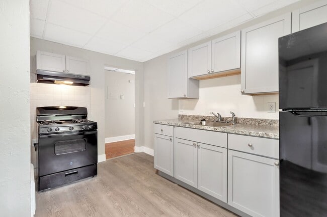 Photo - 71 Almont St