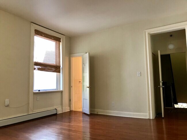 Living room to bathroom - 2029 Spring Garden St