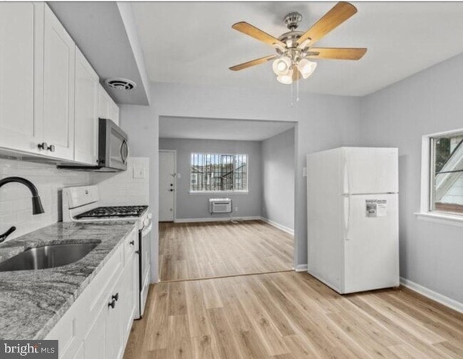 Photo - 6017 N 11th St