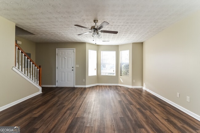 Photo - 5686 Wind Gate Ln