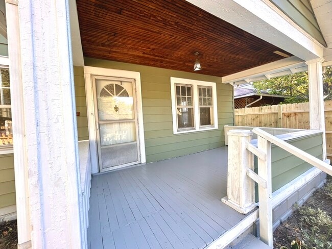 Photo - 2309 Nichol Ave