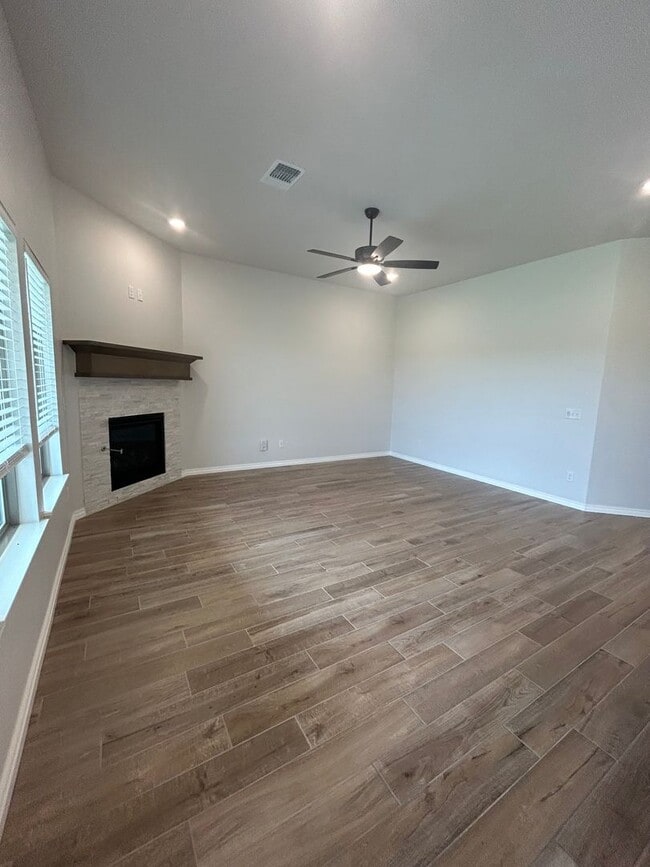 Photo - Brand New 3 Bedroom In Edmond