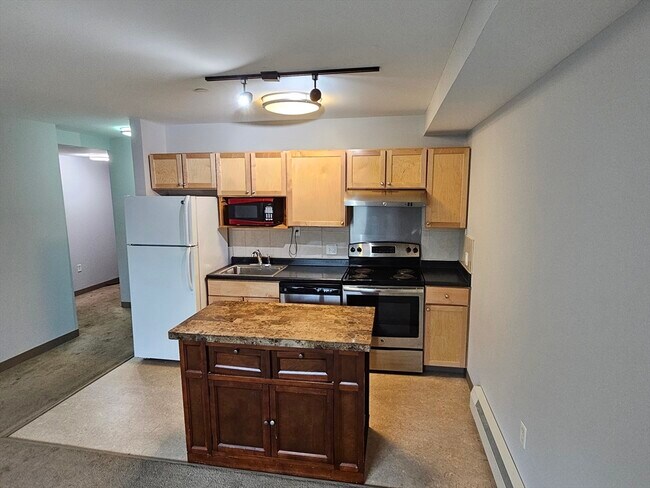Photo - 275 W Main St Unit 11