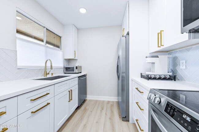 Photo - 11333 N 92nd St Unit 2016