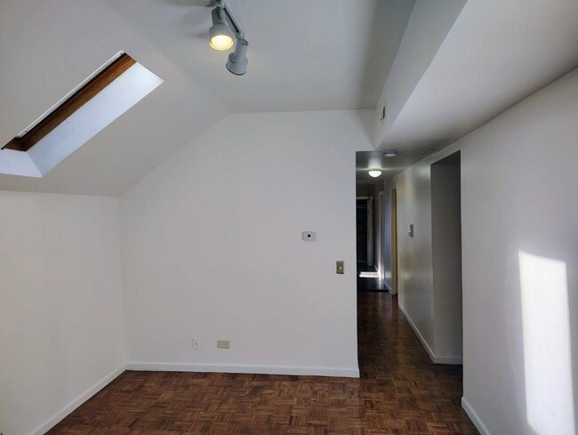 Photo - 2516 W Lyndale St Unit 2