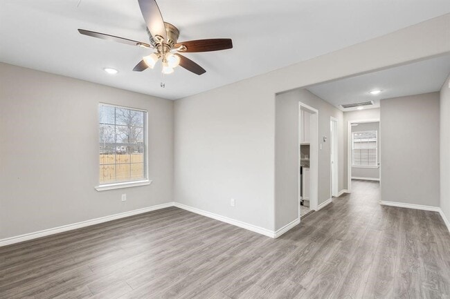 Photo - 4311 Hull St