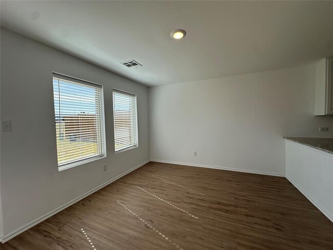 Photo - 1840 Wolford Wy