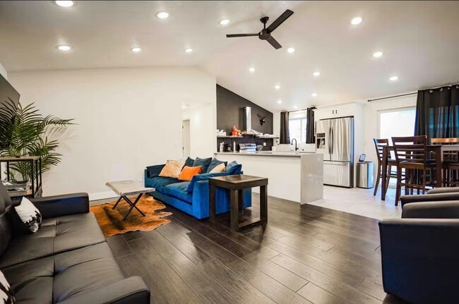 Photo - 4541 NE 19th Ave