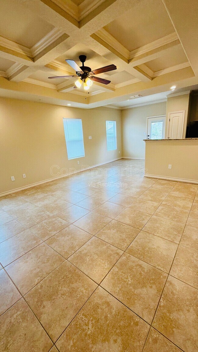 Photo - 7108 Micayla Cv