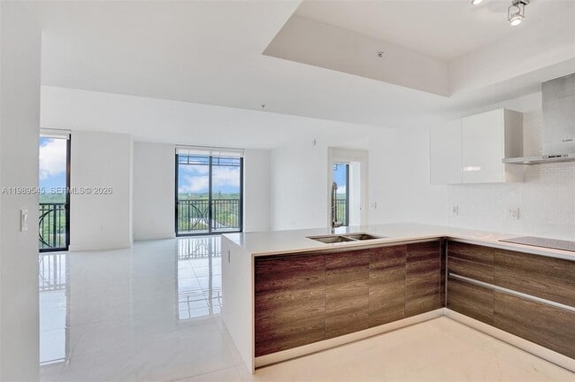 Photo - 301 Altara Ave Unidad 835