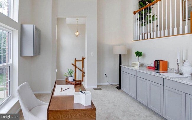 Photo - 9515 Walker Way