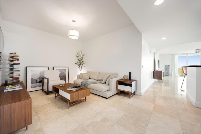 Photo - 14951 Royal Oaks Ln Unit 1109
