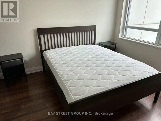 Photo - 5 Sheppard Ave E Unit 1721