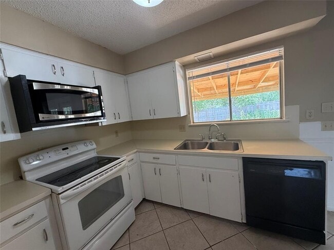 Photo - 1510 Glen Burnie Dr