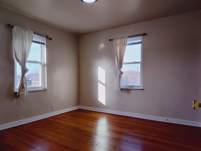 Photo - 1801 Devonshire Rd Unit -2