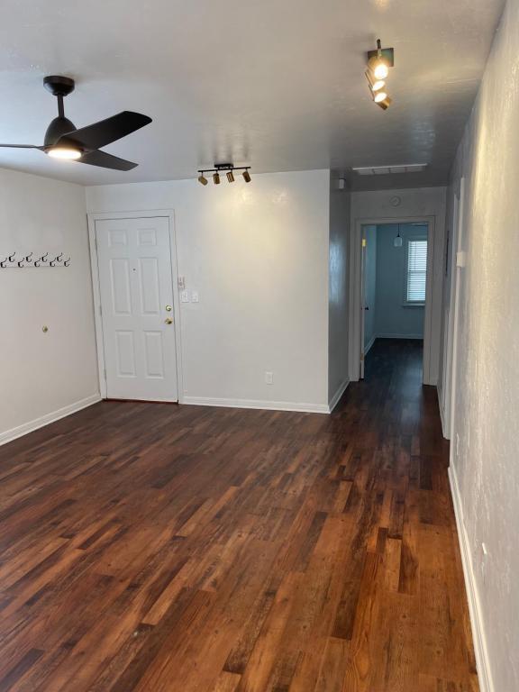 Photo - 2515 N Harvey Ave