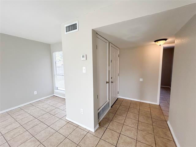 Photo - 1401 Old Bardwell Rd Unit B