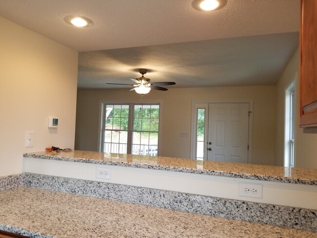 Photo - GREAT 3 BED 2 BATH CONDO!!!