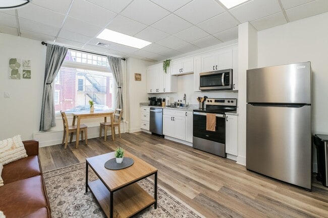 Building Photo - 344 N Lime St Unit 154 E Lemon St  3