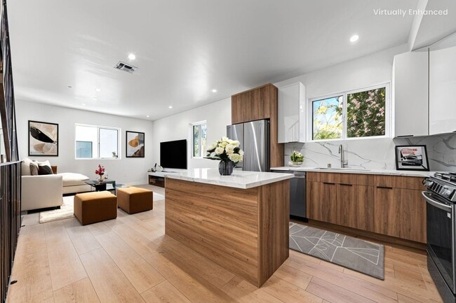 Photo - 1376 Edgecliffe Dr Unidad 1376 Edgecliffe Drive