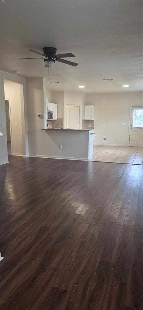 Photo - 200 Moulins Ln