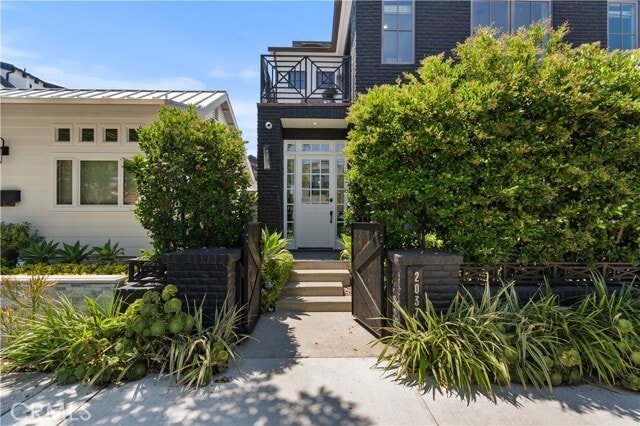 Photo - 2037 E Ocean Blvd