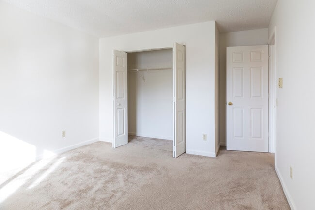 Longview Oaks Apartments