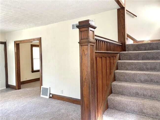 Photo - 4 Bedroom 1 Bathroom House in Akron