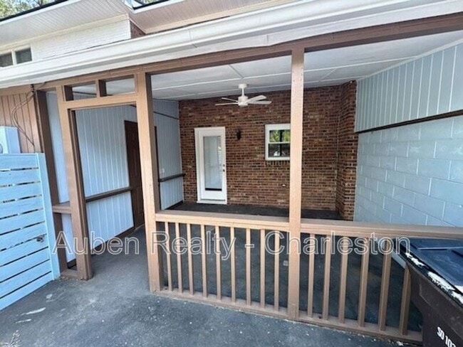 Photo - 730 Harbor Ln