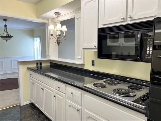 Photo - Mercury Manor Condo