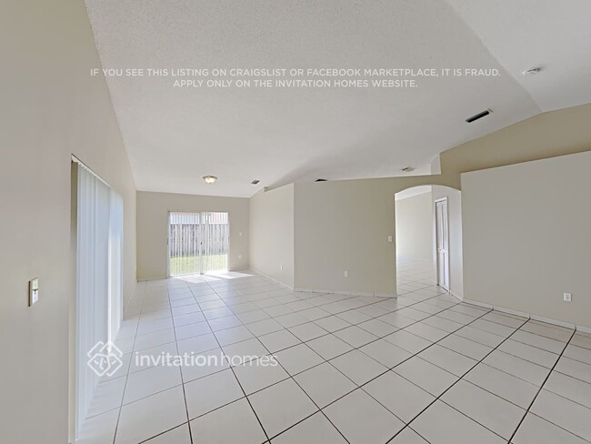 Photo - 14310 SW 9th Terrace