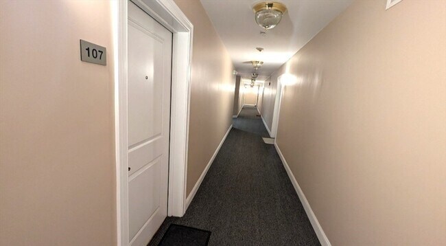 Photo - 11 Cheriton Rd Unit 1